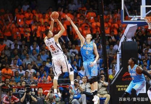 推出以他为 推出以他为