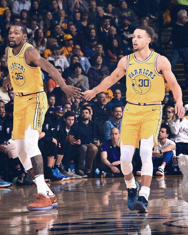 多功能前锋 多功能前锋