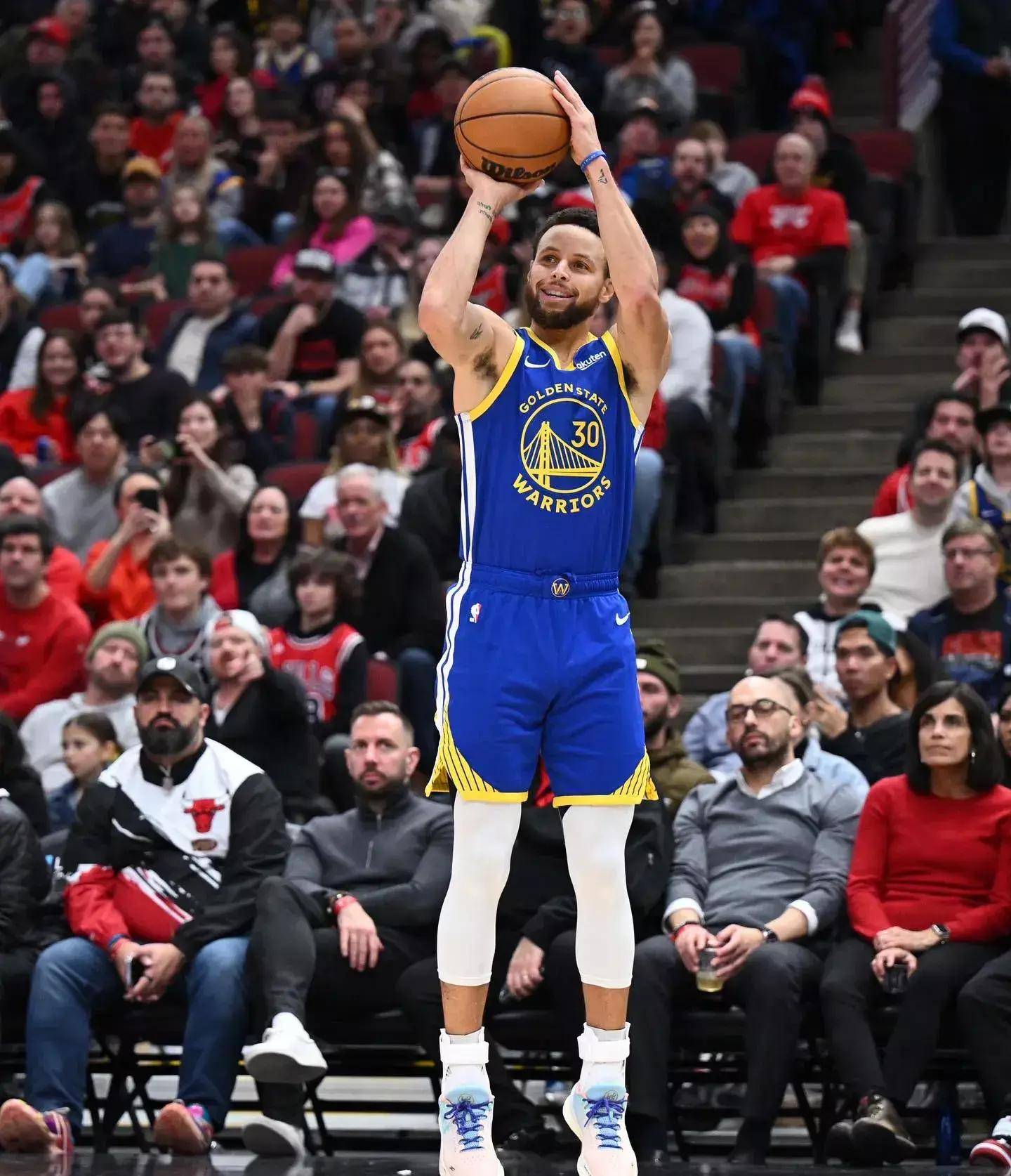 中场通过对 中场通过对