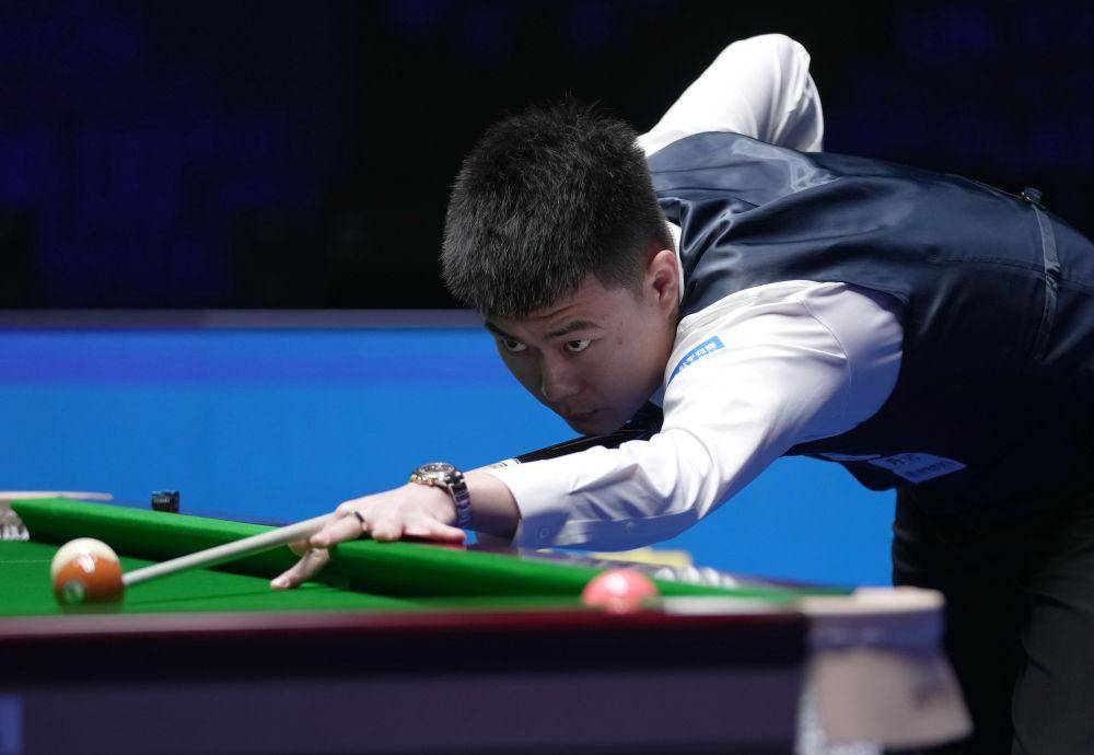 场优势约为 场优势约为