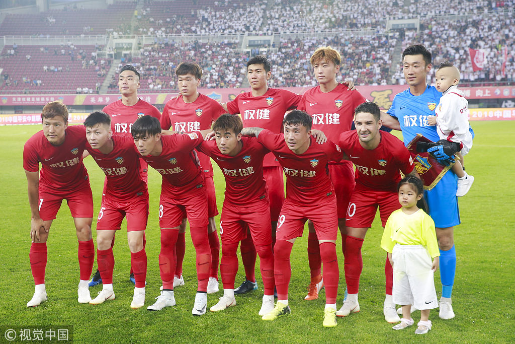 还是教练